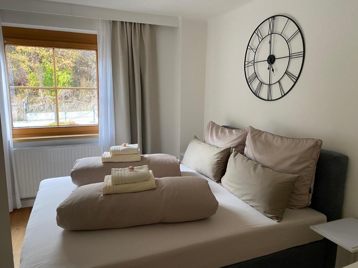 Gemuetliche Wohnung Mit Gartenblick Innsbruck Bagian luar foto