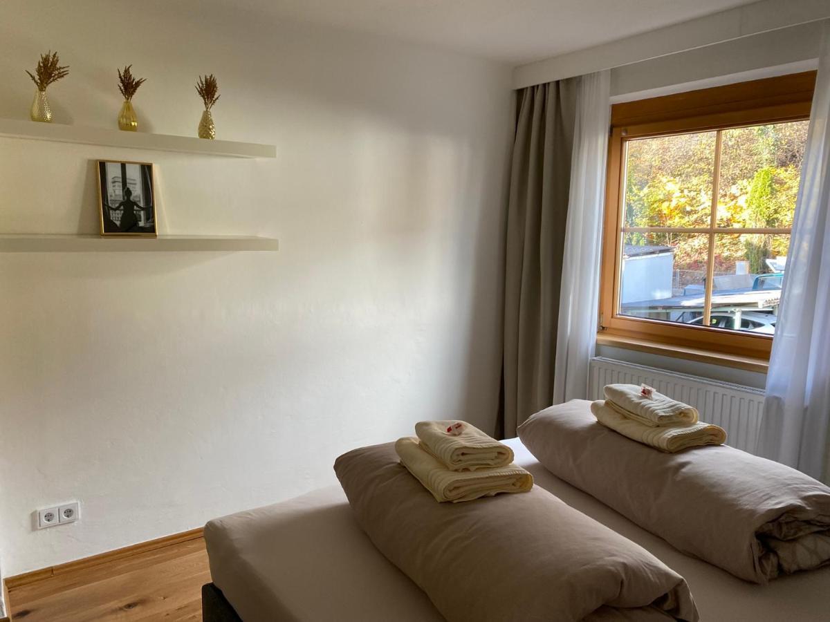 Gemuetliche Wohnung Mit Gartenblick Innsbruck Bagian luar foto